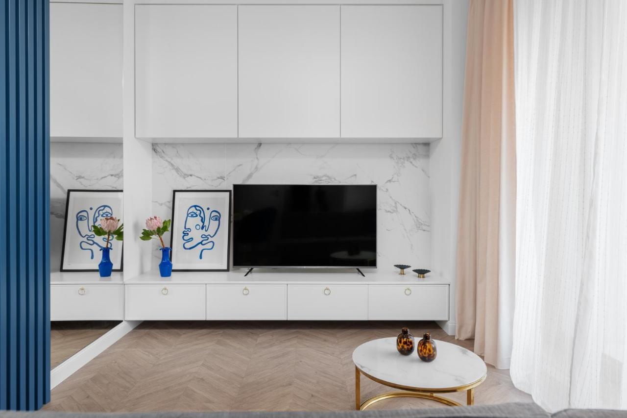 Nexthome Boutique Apartments Karolkowa Klimatyzacja Air Conditioning ワルシャワ エクステリア 写真