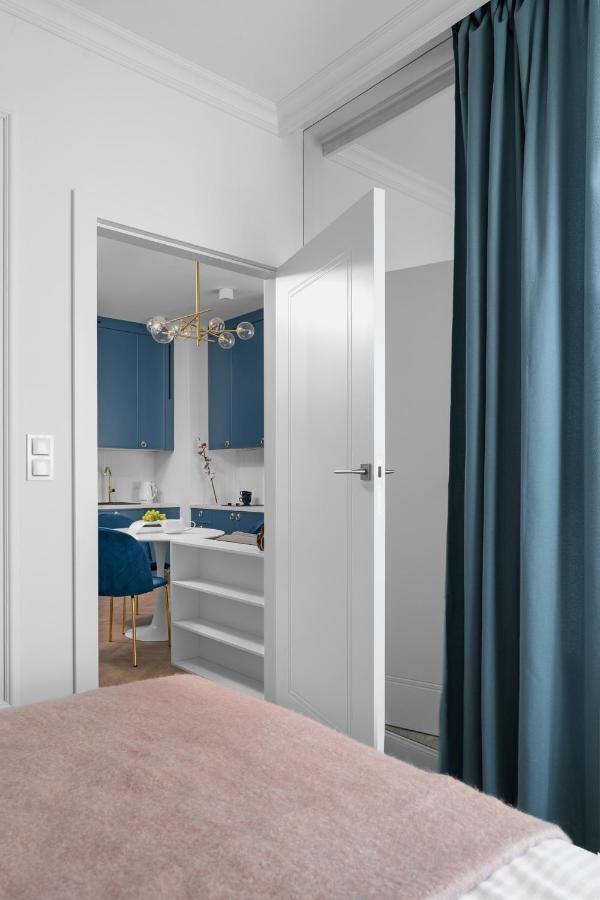 Nexthome Boutique Apartments Karolkowa Klimatyzacja Air Conditioning ワルシャワ エクステリア 写真